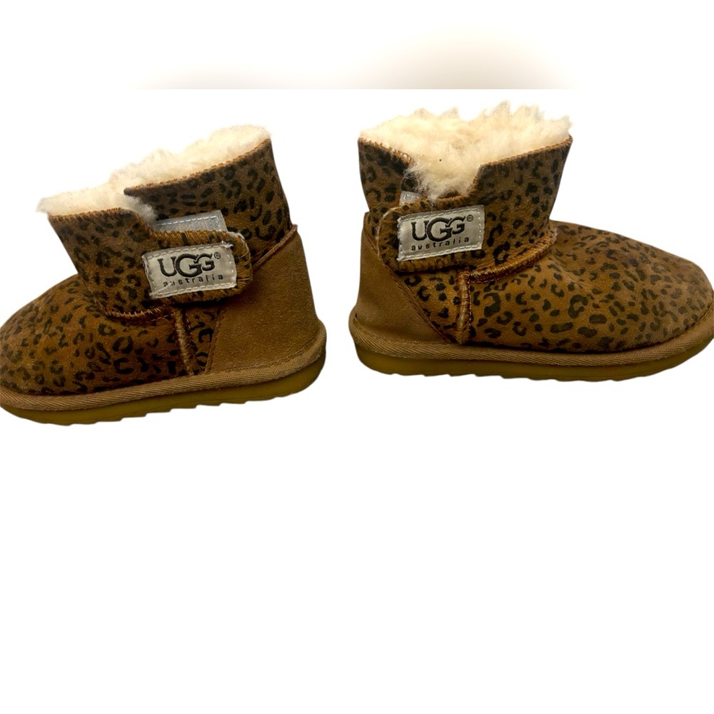 9T cheetah uggs!